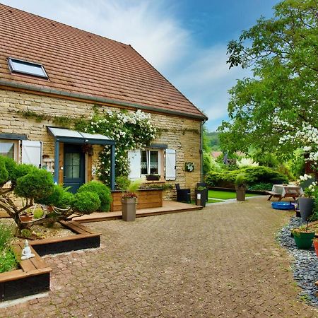 Bed and Breakfast Les Nympheas 52 Orges Exterior foto