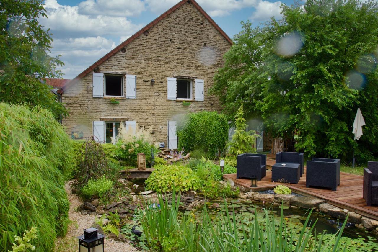 Bed and Breakfast Les Nympheas 52 Orges Exterior foto